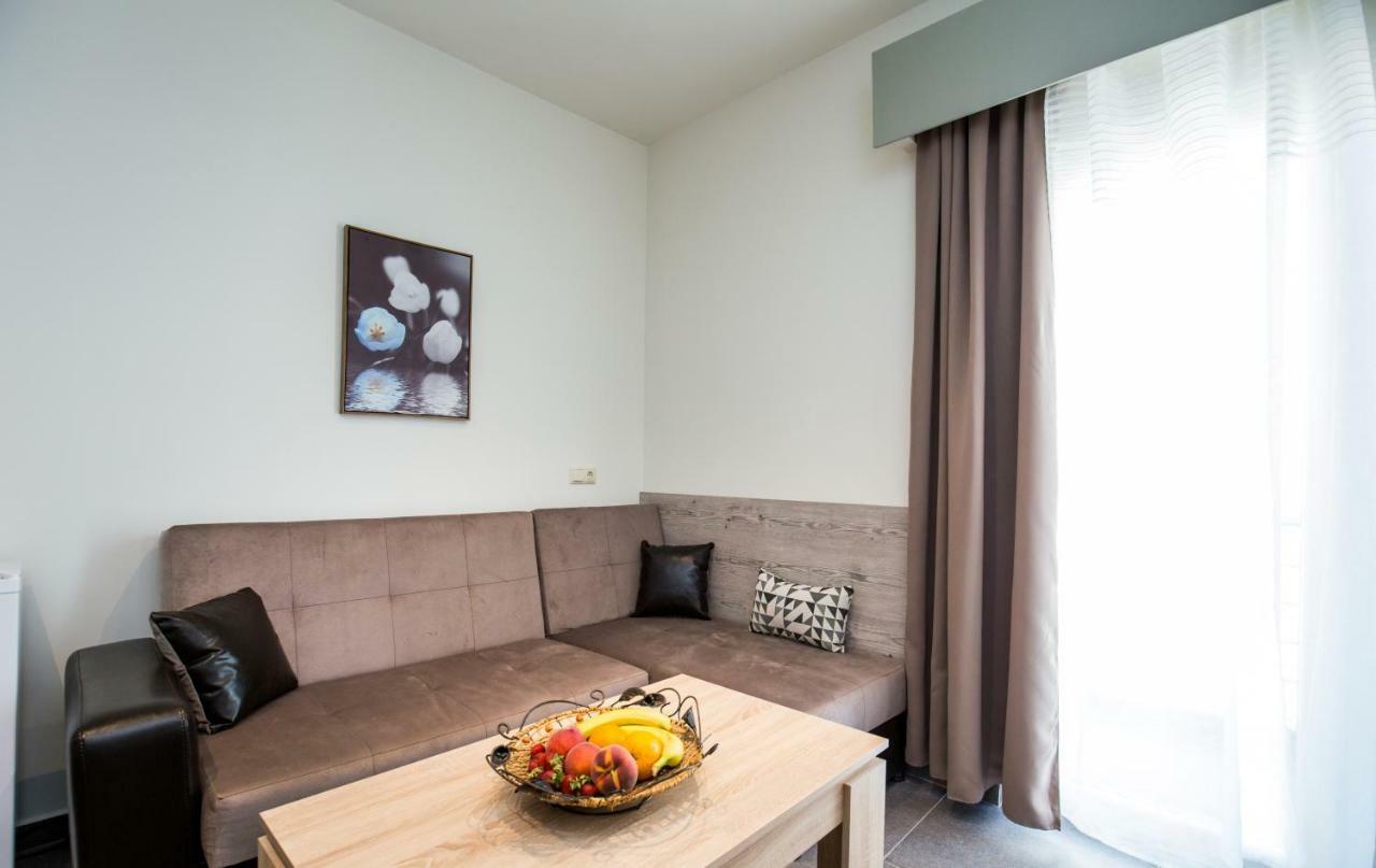 Studios & Apartments Elisabeta ลิเมนาเรีย ภายนอก รูปภาพ